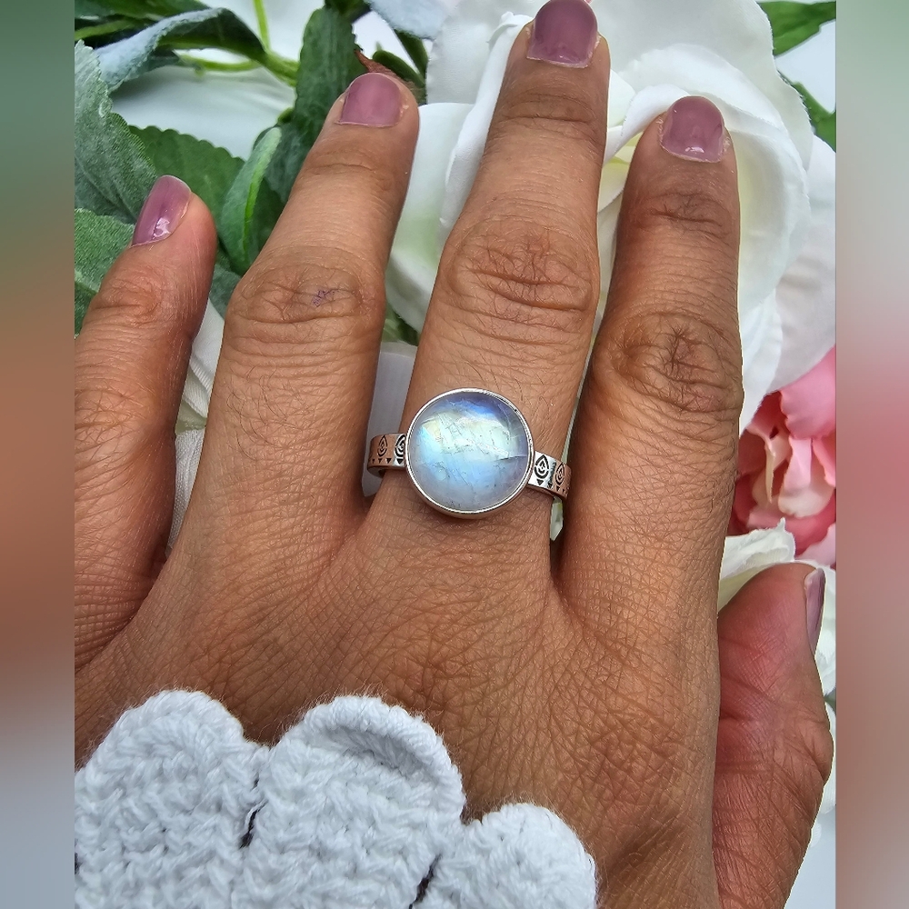 🥰 MOON DELIGHT RING - Picture 5 of 8